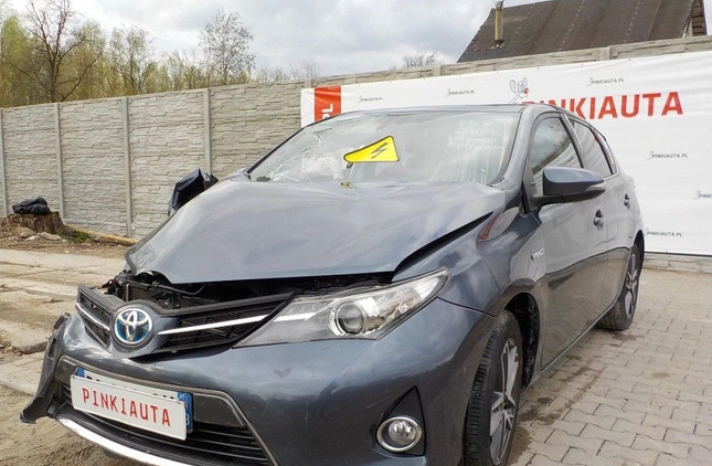 Toyota Auris cena 20900 przebieg: 95525, rok produkcji 2015 z Kórnik małe 407